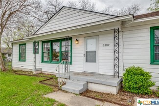 1309 E 6th Ave, Belton, TX 76513
