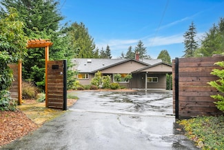13515 Corliss Ave N, Seattle, WA 98133
