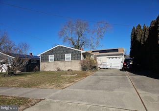 18 Charles Place, Pennsville, NJ 08070