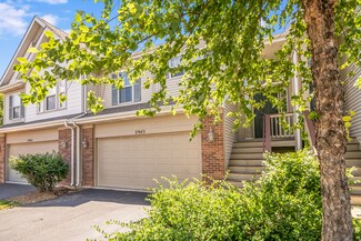2943 Saganashkee Ln Unit 8, Naperville, IL 60564