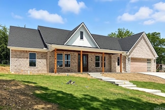 248 Cromwell Ct, Hot Springs, AR 71901