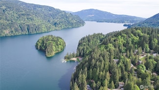 103 Grand View Ln, Sudden Valley, WA 98229