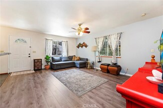 22602 Seeley Dr, Crestline, CA 92325