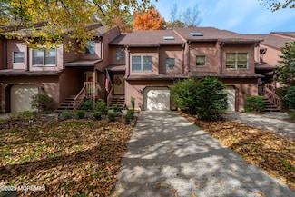 49 Pape Dr, Atlantic Highlands, NJ 07716