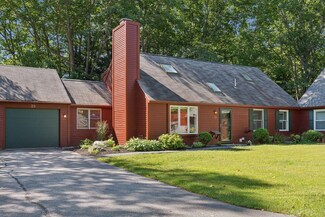 23 Willow Grove Rd, Brunswick, ME 04011