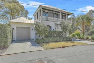 105 May Ln, Mount Pleasant, SC 29464