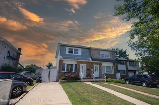 63 Adlai Cir, Staten Island, NY 10312