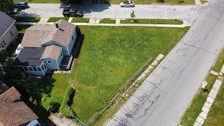 104 Noble St, La Porte, IN 46350