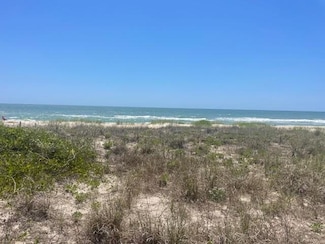 1032 E Gorrie Dr, Saint George Island, FL 32328