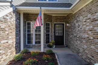 4176 River Walk Ln, Birmingham, AL 35216