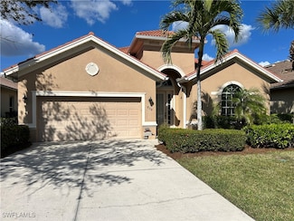 8318 Valiant Dr, Naples, FL 34104