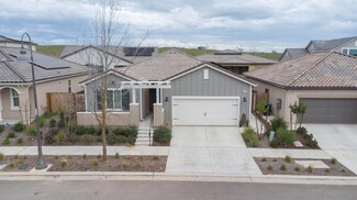 4315 Oak Knoll Rd, Madera, CA 93636