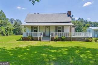 303 Oak Way Dr, Eastanollee, GA 30538