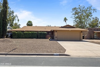 848 S Revolta Cir, Mesa, AZ 85208