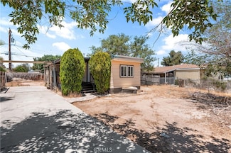 19096 Danbury Ave, Hesperia, CA 92345