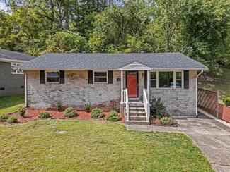 1134 N Jefferson Dr, Huntington, WV 25701
