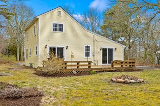 30 Seagate Ln, Hyannis, MA 02601