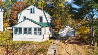 2 Woodlawn St, Augusta, ME 04330