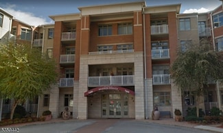 7400 River Rd Unit 437, North Bergen, NJ 07047