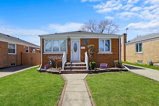 3030 Sarah St, Franklin Park, IL 60131