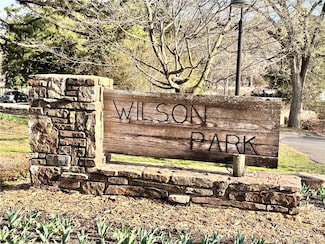 632 N Park Ave, Fayetteville, AR 72701