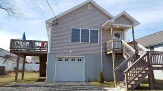 34 Brainard Ave, Port Monmouth, NJ 07758
