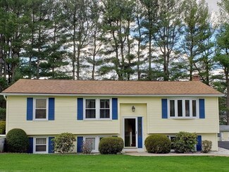 66 Butternut St, Springfield, MA 01128