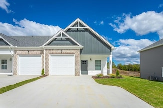 143 Andros Loop Unit 2b, Dalton, GA 30721
