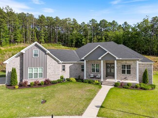 1930 Josh Dr, Conway, AR 72034