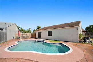 2431 SW 87th Ave, Miramar, FL 33025