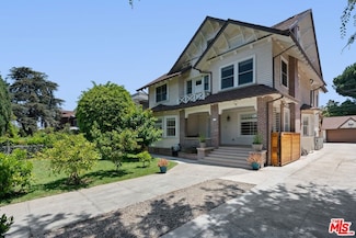 1810 Westmoreland Blvd, Los Angeles, CA 90006
