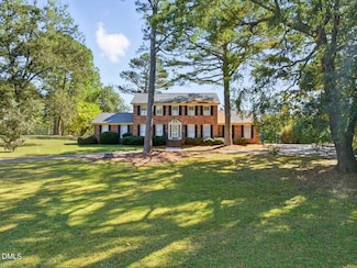 254 Pine Forest Dr, Siler City, NC 27344