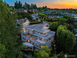 8508 54th Ave NE, Seattle, WA 98115