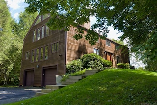 148 Flanders Rd, Woodbury, CT 06798