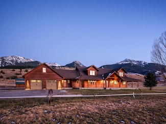 1986 E River Rd, Livingston, MT 59047