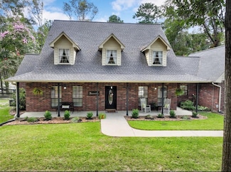 415 Lago Trace Dr, Huffman, TX 77336