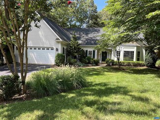 1116 River Oaks Ln, Charlottesville, VA 22901