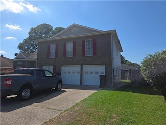 1701 River Tree Ct, New Orleans, LA 70131