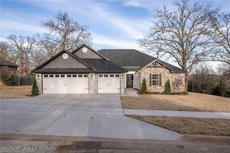 2324 Durango Dr, van Buren, AR 72956