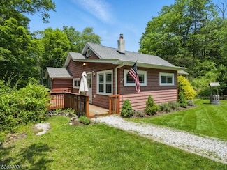 12 Afterglow Rd, Sparta, NJ 07871