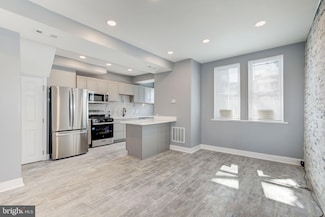 2915 Baker St, Baltimore, MD 21216