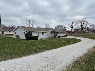 303 E Pat Rady Way, Bainbridge, IN 46105