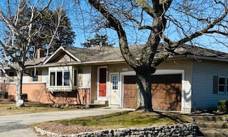 11813 Port Sheldon St, Holland, MI 49424