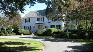 38 Highland Rd, Tiverton, RI 02878