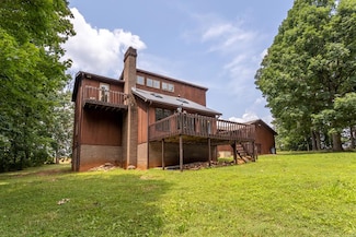 12157 Mountain Rd, Vernon Hill, VA 24597