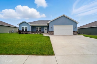 3467 Weldon Dr, Lima, OH 45806