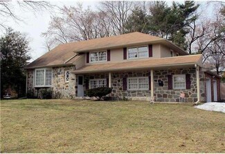 307 Georgian Dr, Cinnaminson, NJ 08077