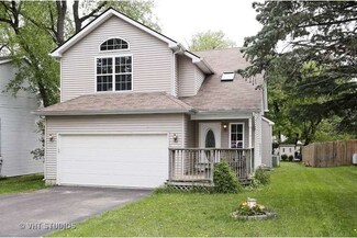 4008 Illinois St, Crystal Lake, IL 60014