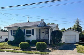205 W Flora St, Washington, IN 47501