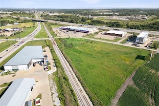 135 Westcor Dr, Coralville, IA 52241